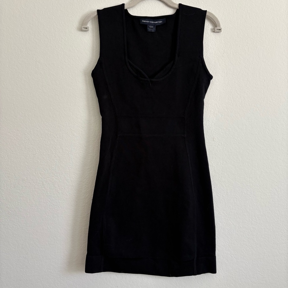 French Collection Black Sleeveless Bodycon Dress with Sweetheart Neckline size 8